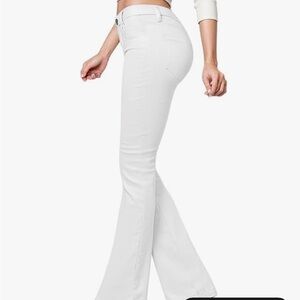 Hybrid & Company Women's White Flare Jeans Size 1